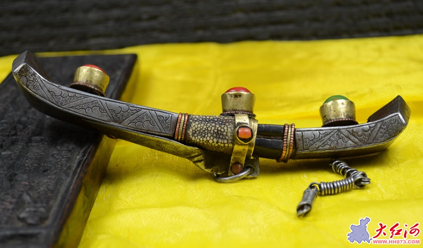 岁月的收藏品老藏刀